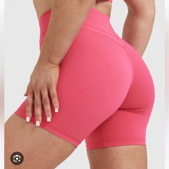 GENTLY WORN ONER ACTIVE UNIFIED SHORTS NO PILLING *runs small* - Picture 1 of 3